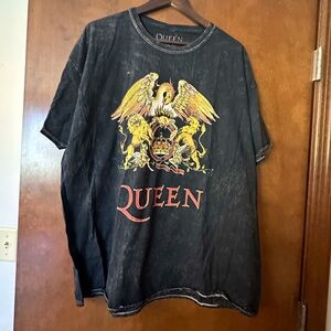 Torrid Queen Vintage Style Distressed Band Tee